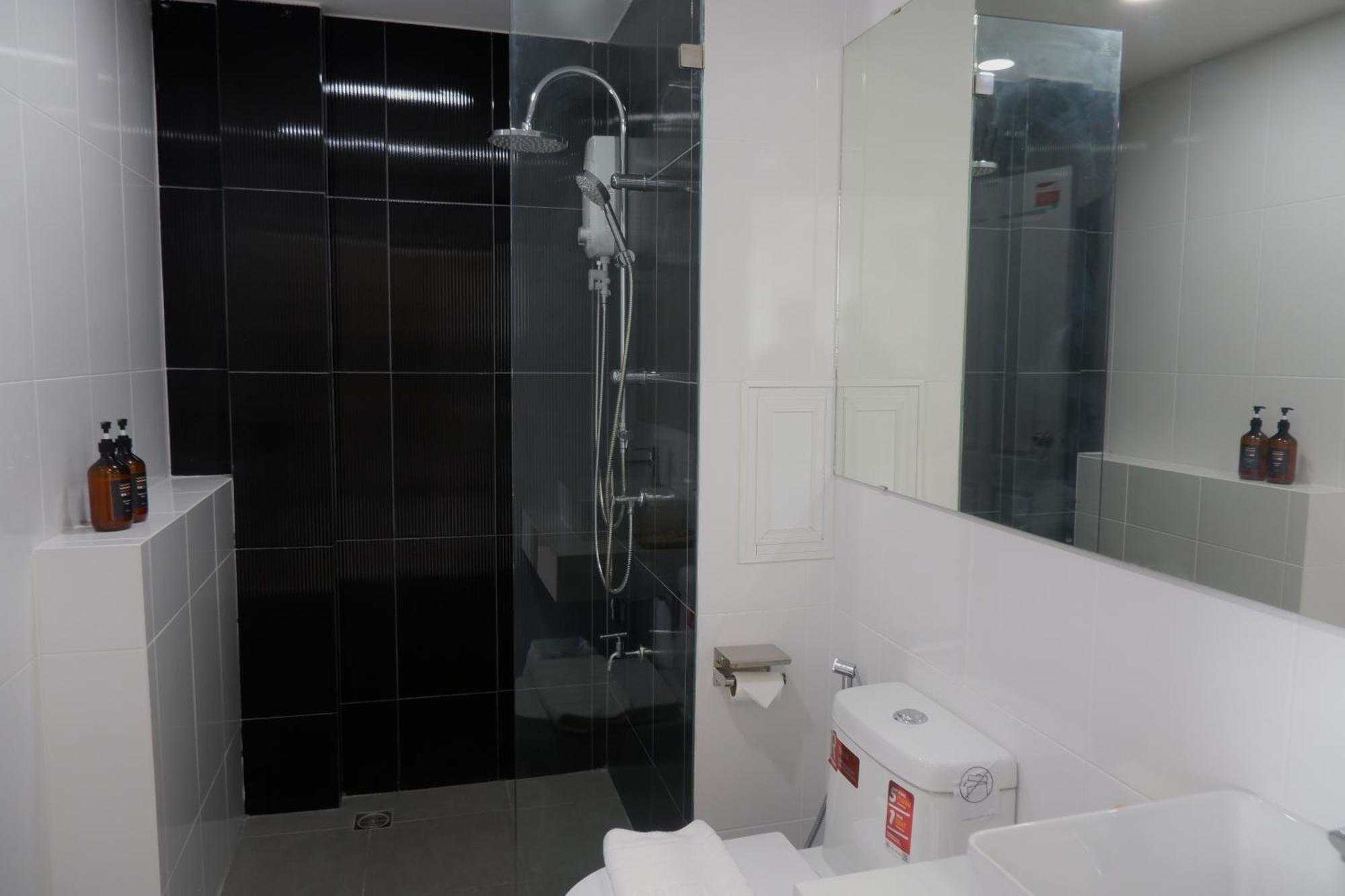 Darin Chiangmai Hotel And Residence เชียงใหม่ ภายนอก รูปภาพ